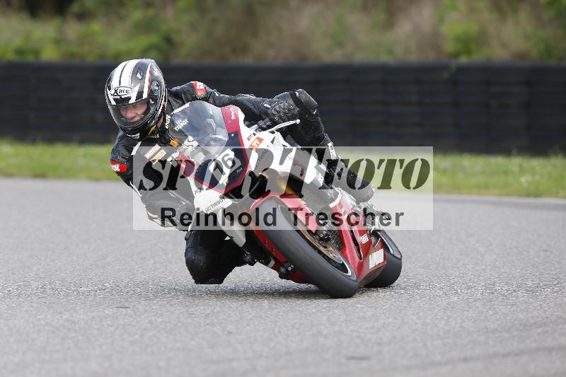 Archiv-2025/53 16.09.2025 Track Day Domi Aegerter ADR/Gruppe rot/16
